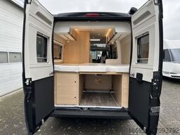 Sunlight Camper Van CLIFF 540 Adventure Edition Schlafdach Schwarz metallic