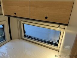 Sunlight Camper Van CLIFF 540 Adventure Edition Schlafdach Schwarz metallic