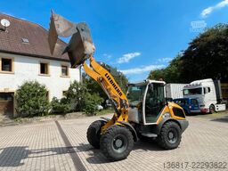 LIEBHERR L506 COMPACT G8 Radlader 4IN1-Schaufel u. Gabel