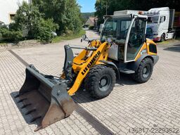 LIEBHERR L506 COMPACT G8 Radlader 4IN1-Schaufel u. Gabel