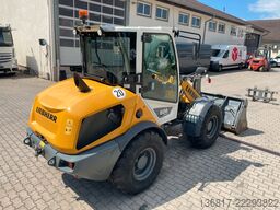 LIEBHERR L506 COMPACT G8 Radlader 4IN1-Schaufel u. Gabel