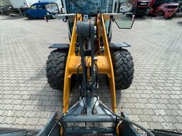 LIEBHERR L506 COMPACT G8 Radlader 4IN1-Schaufel u. Gabel
