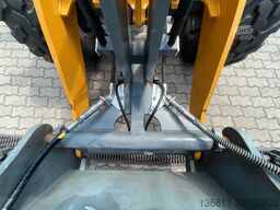 LIEBHERR L506 COMPACT G8 Radlader 4IN1-Schaufel u. Gabel