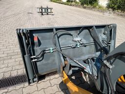 LIEBHERR L506 COMPACT G8 Radlader 4IN1-Schaufel u. Gabel