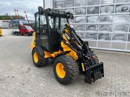 JCB 403 Plus / Neufahrzeug / 2025 / Gabel / Schaufel