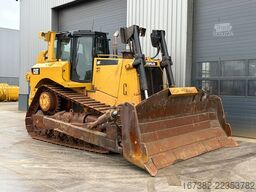 Caterpillar D8T