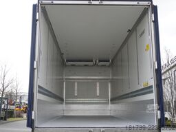 Mercedes-Benz Actros 2545 6×2 MP5 / KRONE refrigerator