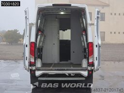Iveco Daily 35S12 L2H2 - Capacidad de remolque de 3,5...