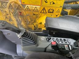 Komatsu PC240LC-10 Engcon and 3 x bucket