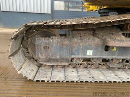 Komatsu PC240LC-10 Engcon and 3 x bucket