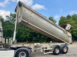 Fruehauf STEEL CHASSIS, STEEL DUMPER!   Full spring!  TO...