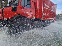 Mercedes-Benz Unimog U 5023