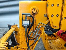 JCB 540-170 Bucket + Forks!