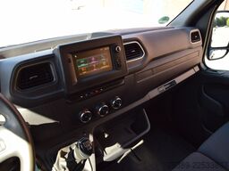 Renault Master  Kasten Doka 7-Sitzer AHK Klima Tempomat