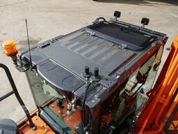 Hitachi ZX300LC-7
