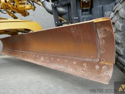 Caterpillar 120M2
