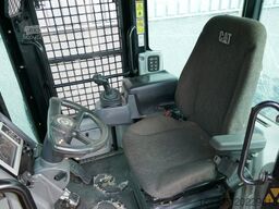 Caterpillar 525D