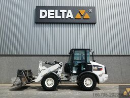 Caterpillar 906M