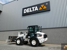 Caterpillar 906M
