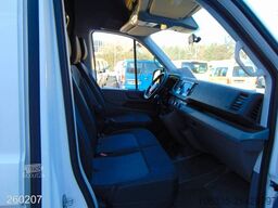 VOLKSWAGEN Crafter 2.0 TDI Regaleinbau-Klima-PDC