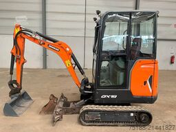 Doosan DX 19