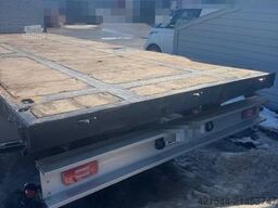 Istrail flatbed trailer