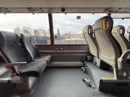 Volvo B8R 9500 4x2 AC / AUXILIARY HEATING / WC / WHEE...