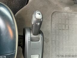 Volvo FH 420 8x4 HMF 22 Tonmeter laadkraan