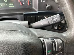 Volvo FH 420 8x4 HMF 22 Tonmeter laadkraan