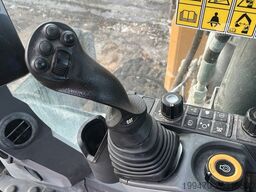 Caterpillar M318D