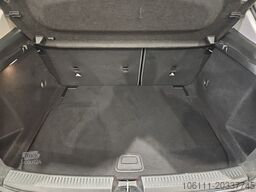 MERCEDES-BENZ A 200 Automatik Navigation Komfort-Fahrwerk