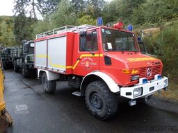MERCEDES-BENZ Feuerwehr Unimog U 1300 L Tank & Pumpe 1800 L