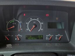 Scania P420 8X2*6
