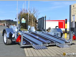 Debon RM2 Zweimotorradanhänger Einzelabsenkung