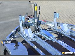 Debon RM2 Zweimotorradanhänger Einzelabsenkung