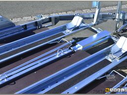 Debon RM2 Zweimotorradanhänger Einzelabsenkung