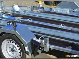 Debon RM2 Zweimotorradanhänger Einzelabsenkung