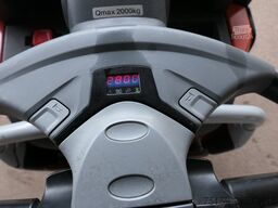 toyota Levio LPE 200