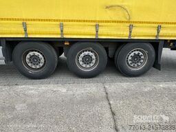Schmitz Cargobull Curtainsider Standard