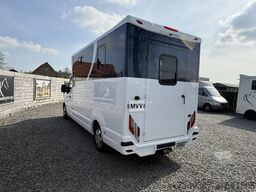 Renault Master PAARDENWAGEN | HORSETRUCK | MTM | STALLI...