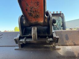 Hitachi ZX300LC-6