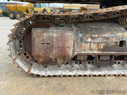 Hitachi ZX300LC-6