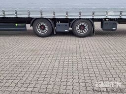 Berger Curtainsider Mega Getränke