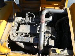 JCB JS 370 NLC  6 Zyl. ISUZU Mot.