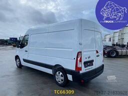 Nissan Interstar 130.35 L2H2