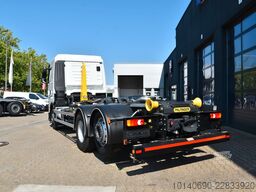 IVECO X-WAY AS280X50Y-PS Abrollkipper PALFINGER HT20TE
