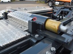IVECO X-WAY AS280X58Y-PS Abrollkipper MEILLER RS21.70