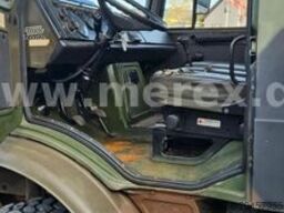 MERCEDES-BENZ U1300L