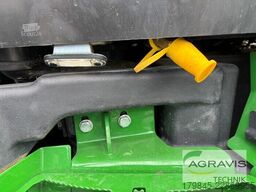 John Deere 6R 250
