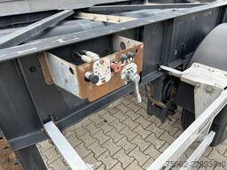 Van Hool 20FT ADR CHASSIS / empty weight 3.300kg / SAF D...